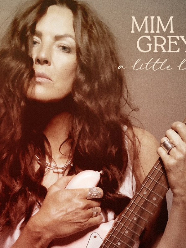 Mim Grey announces her latest single, 